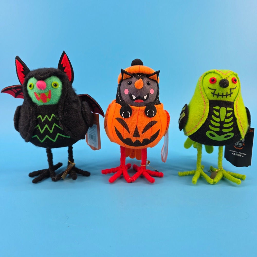 Target Hyde and Eek Halloween Featherly Friends Birds Batrick, Pawson, X-Ray Set